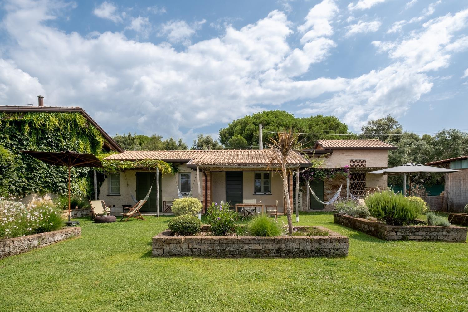 Olimagio Farm Stay With Animals And 25M Pool, Beach At Cycling Distance Pietrasanta Εξωτερικό φωτογραφία