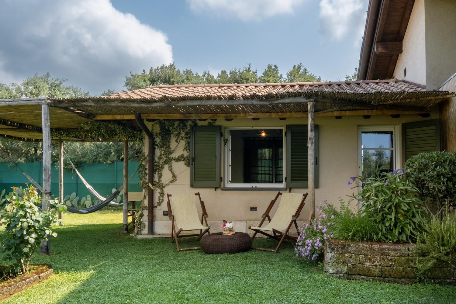 Olimagio Farm Stay With Animals And 25M Pool, Beach At Cycling Distance Pietrasanta Εξωτερικό φωτογραφία