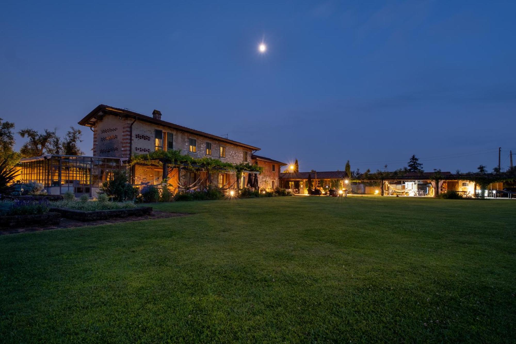 Olimagio Farm Stay With Animals And 25M Pool, Beach At Cycling Distance Pietrasanta Εξωτερικό φωτογραφία