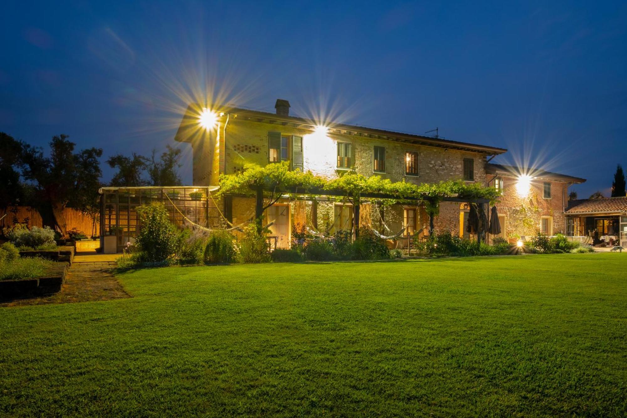 Olimagio Farm Stay With Animals And 25M Pool, Beach At Cycling Distance Pietrasanta Εξωτερικό φωτογραφία